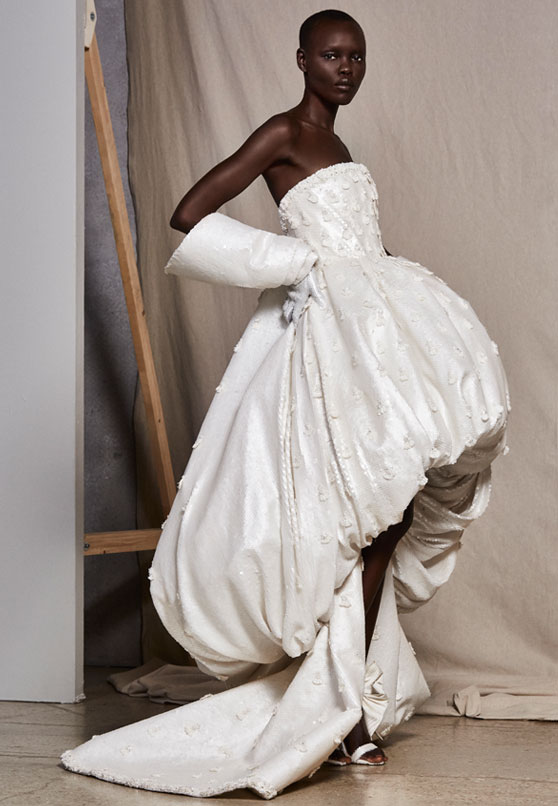 Mpdest Ashi Studio Ball Gown Prom Dress Strapless Sleeveless Applique White Party Dress Sweep Train robes de soirée