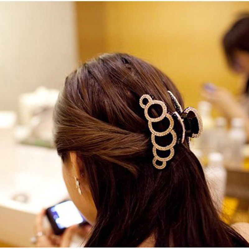 Large 6 Circles Crystal Hair Clips Beautiful Girls Stones Hairpins Crab Jaw Clamp Hair Jewelry for Women Black Brown HC161
Large 6 Circles Crystal Hair Clips Beautiful Girls Stones Hairpins Crab Jaw Clamp Hair Jewelry for Women Black Brown HC161
