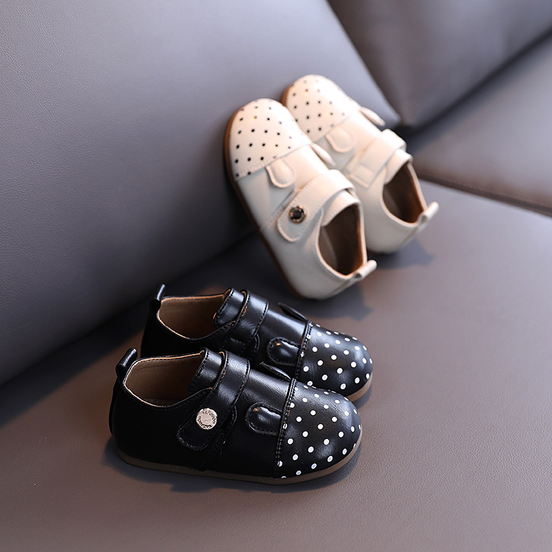 Autumn Girls' Leather Shoes Polka Dot Princess Leather Shoes Baby 1-3 Years Old Children's Infant Girls, Black
Autumn Girls' Leather Shoes Polka Dot Princess Leather Shoes Baby 1-3 Years Old Children's Infant Girls, Black