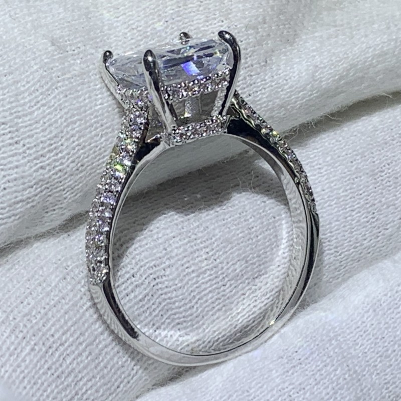 Sparkling Hot Sale New Arrival Luxury Jewelry 925 Sterling Silver Cushion Shape White Topaz CZ Diamond Pave Women Wedding Bridal Crown Ring