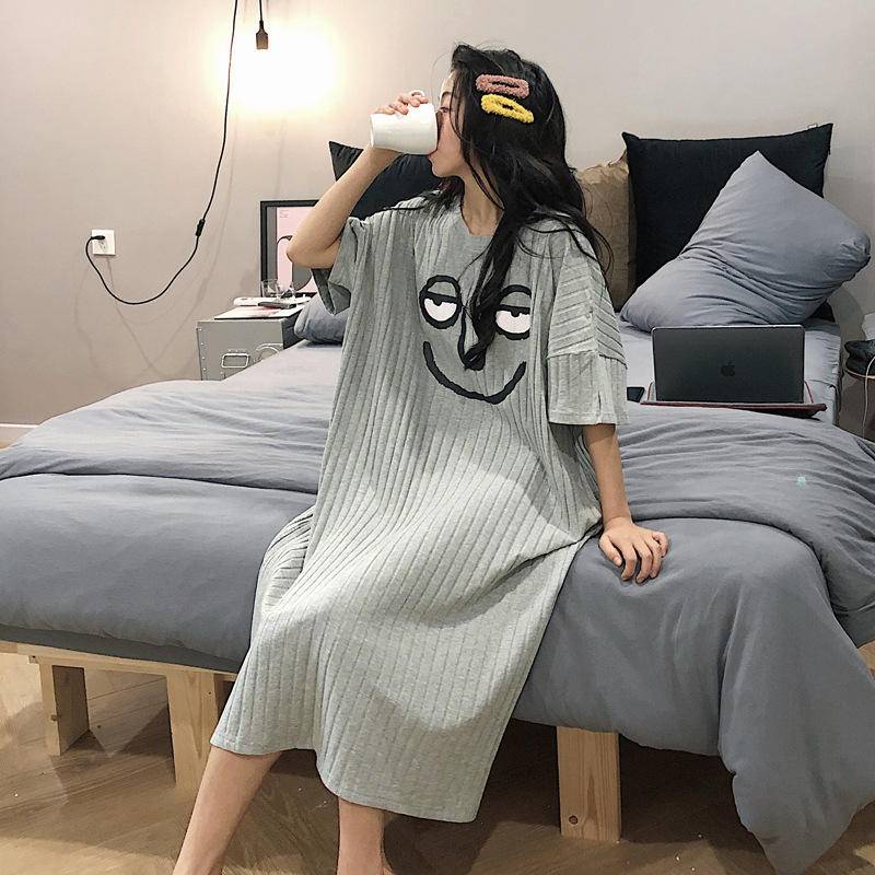 2020Cartoon Funny Printing Nightgown nv duan xiu Sweet Fresh Summer Outer Wear Loose Clothing, Gray
2020Cartoon Funny Printing Nightgown nv duan xiu Sweet Fresh Summer Outer Wear Loose Clothing, Gray