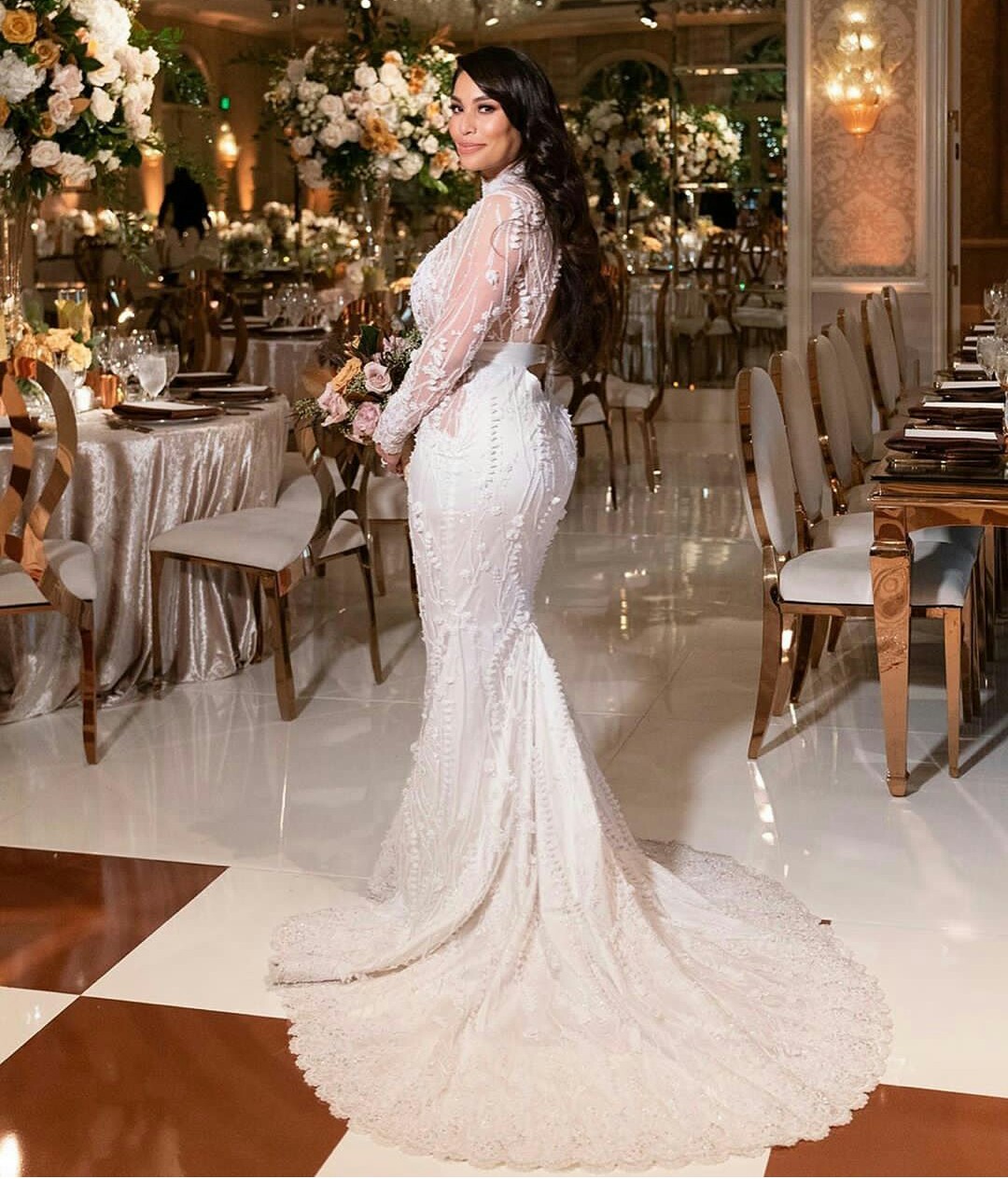 2020 Lace Mermaid Wedding Dresses with Sequins Long Sleeve Bridal Wedding Gowns Illusion Gorgeous vestidos de novia