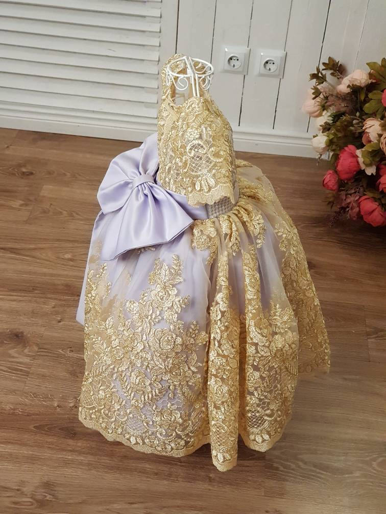 Little Baby Flower Girl Dresses For Wedding Jewel Neck Lace Appliqued A Line Short Sleeve Baby First Communion Dress