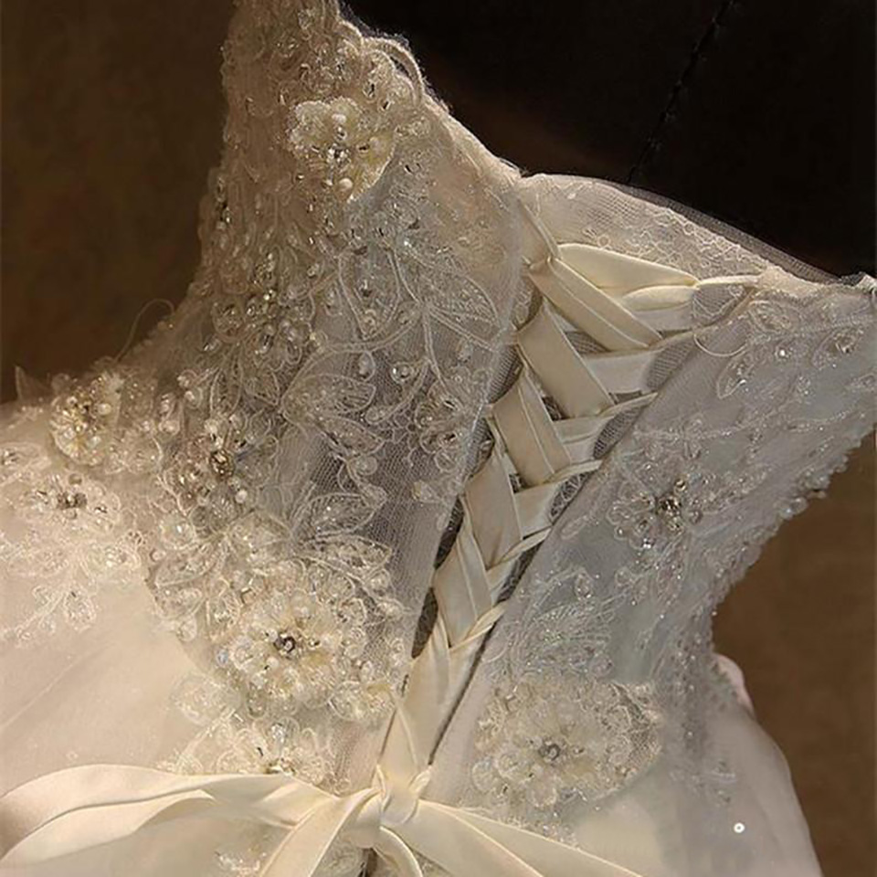 New Ball Gown Wedding Dresses Extravagant Beaded Crystal Applique White Ivory Custom Sweetherat Tulle Lace Princess Bridal Wed Gowns