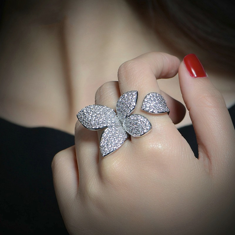 Vintage Flower Leaf ring Pave Setting Diamond Cz Sona Stone 925 Sterling silver Party wedding band rings for women Finger Jewelry
Vintage Flower Leaf ring Pave Setting Diamond Cz Sona Stone 925 Sterling silver Party wedding band rings for women Finger Jewelry