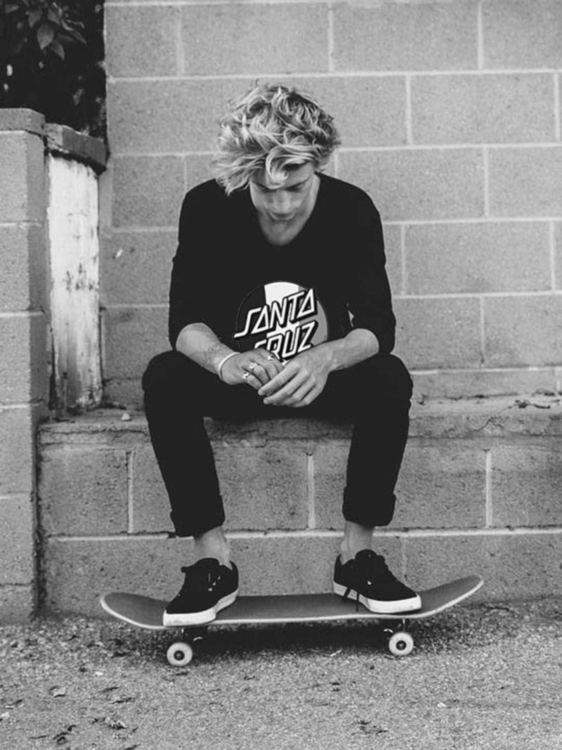 santa cruz skateboard street trend t-shirt men's street style hip hop t shirt O-neck loose high quality top tee DYDHGMC206, Black01
santa cruz skateboard street trend t-shirt men's street style hip hop t shirt O-neck loose high quality top tee DYDHGMC206, Black01