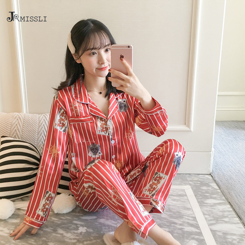 JRMISSLI New Spring Pyjamas Femme Silk Print Women Pajamas Sets Ladies Sleep Wear Pijamas Mujer Nightwear
JRMISSLI New Spring Pyjamas Femme Silk Print Women Pajamas Sets Ladies Sleep Wear Pijamas Mujer Nightwear