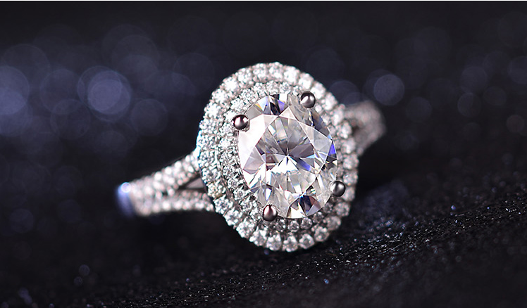 Choucong Hot Sale New Luxury Jewelry Pure 100% 925 Sterling Silver Oval Cut White Topaz CZ Diamond Gemstones Women Wedding Band Ring Gift