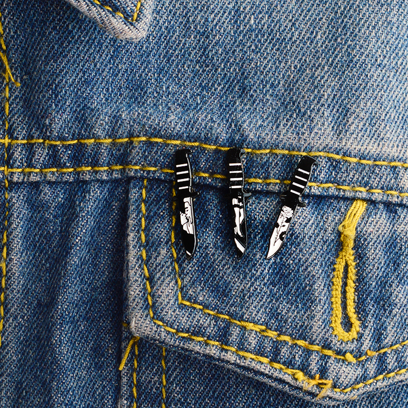 Miss Zoe Black danger sword Rose flower kissing lovers women's legs Enamel Pins dark brooch Badge Denim coat Jewelry Gifts for friend
Miss Zoe Black danger sword Rose flower kissing lovers women's legs Enamel Pins dark brooch Badge Denim coat Jewelry Gifts for friend