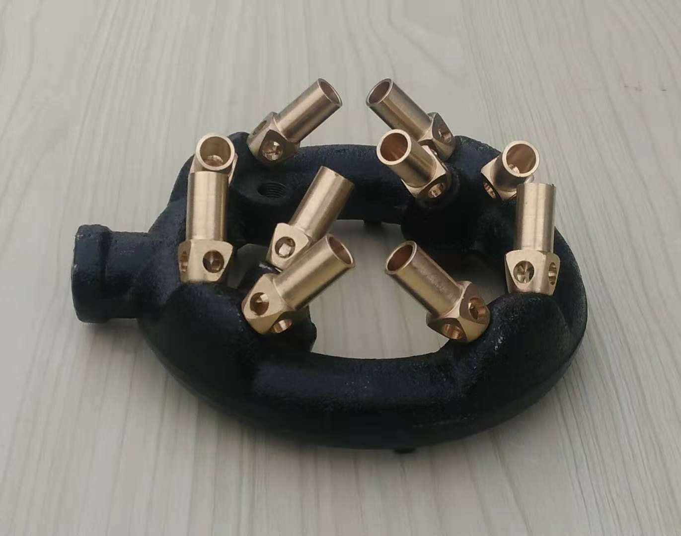 Supper quality Cast iron 10 nozzles gas jet tips burner for kitchen cooking propane jet burner with brass orifice lpg &lng
Supper quality Cast iron 10 nozzles gas jet tips burner for kitchen cooking propane jet burner with brass orifice lpg &lng