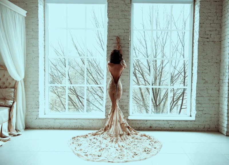 Champagne Mermaid Long Sleeve Wedding Dresses Scoop Backless Appliques Sweep Train Bridal Gowns Plus Size Saudi Arabic robe de mariée