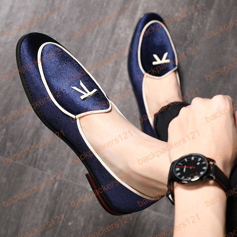 2019 Red Suede Loafers Men's Flats Tassel Breathable Shoes Soft Leather Slip-On Loafers Shoes Men Formal Dress Shoes Big Size 48
2019 Red Suede Loafers Men's Flats Tassel Breathable Shoes Soft Leather Slip-On Loafers Shoes Men Formal Dress Shoes Big Size 48