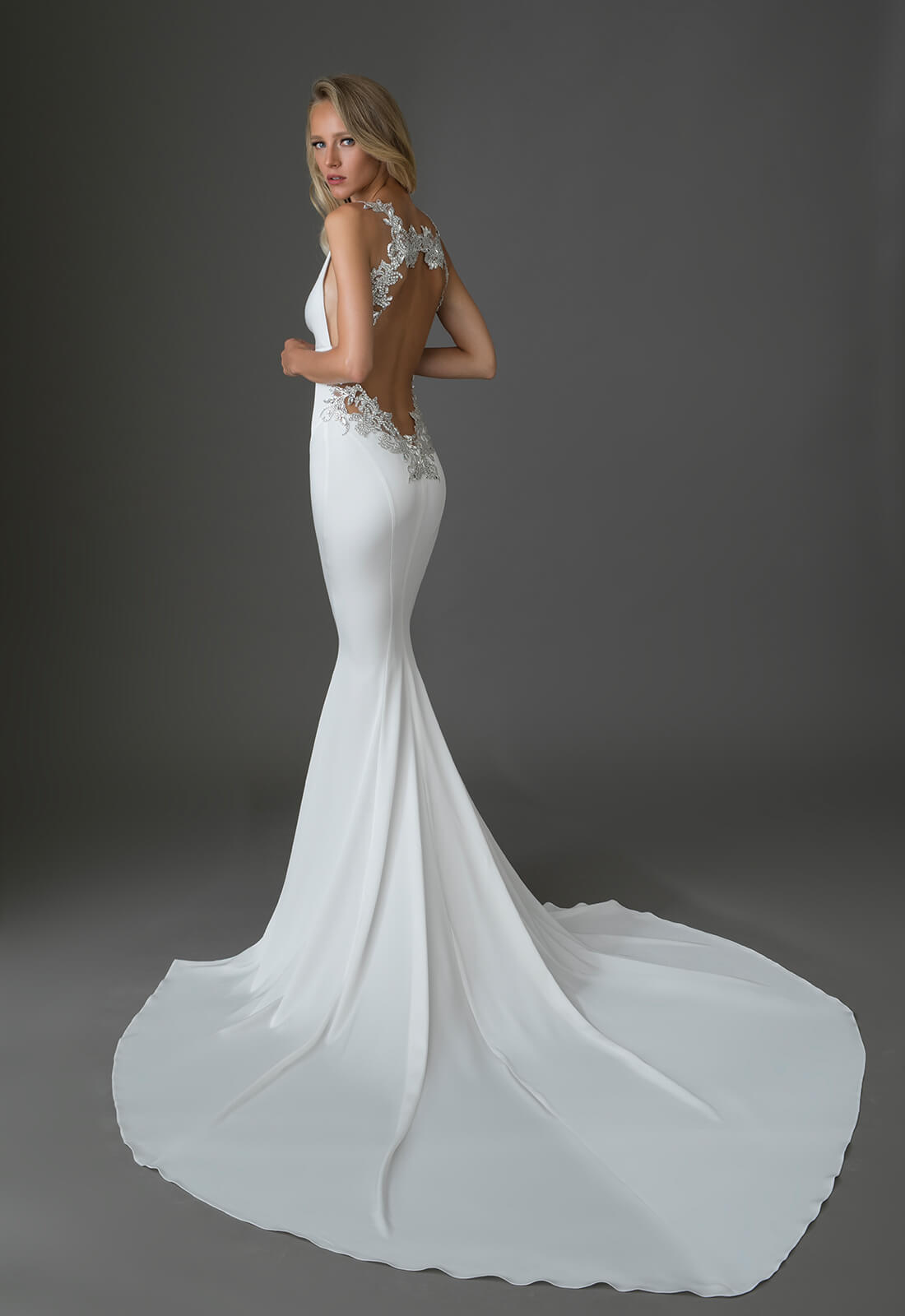 Pnina Tornai 2019 Mermaid Wedding Dresses Sexy V Neck Lace Appliqued Beads Bridal Gowns Custom Made Open Backless Wedding Dress
