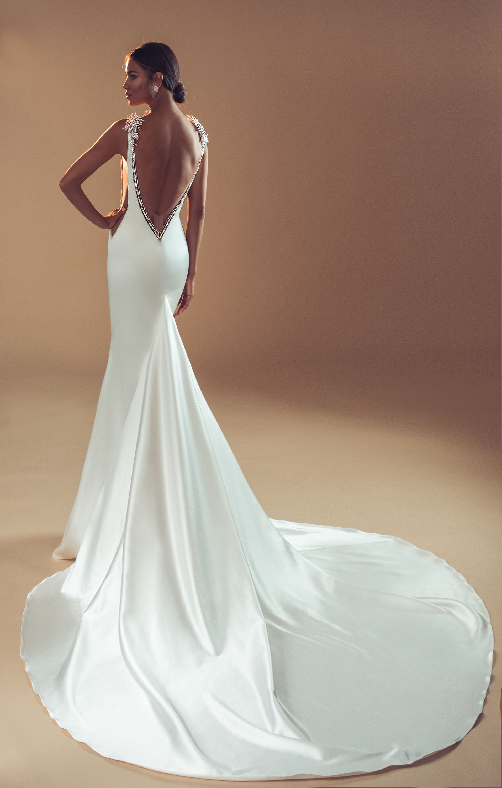 2019 Elihav Sasson Mermaid Wedding Dresses With Detachable Wrap Deep V Neck Backless Bridal Gowns Sweep Train Shinny Beach Wedding Dress