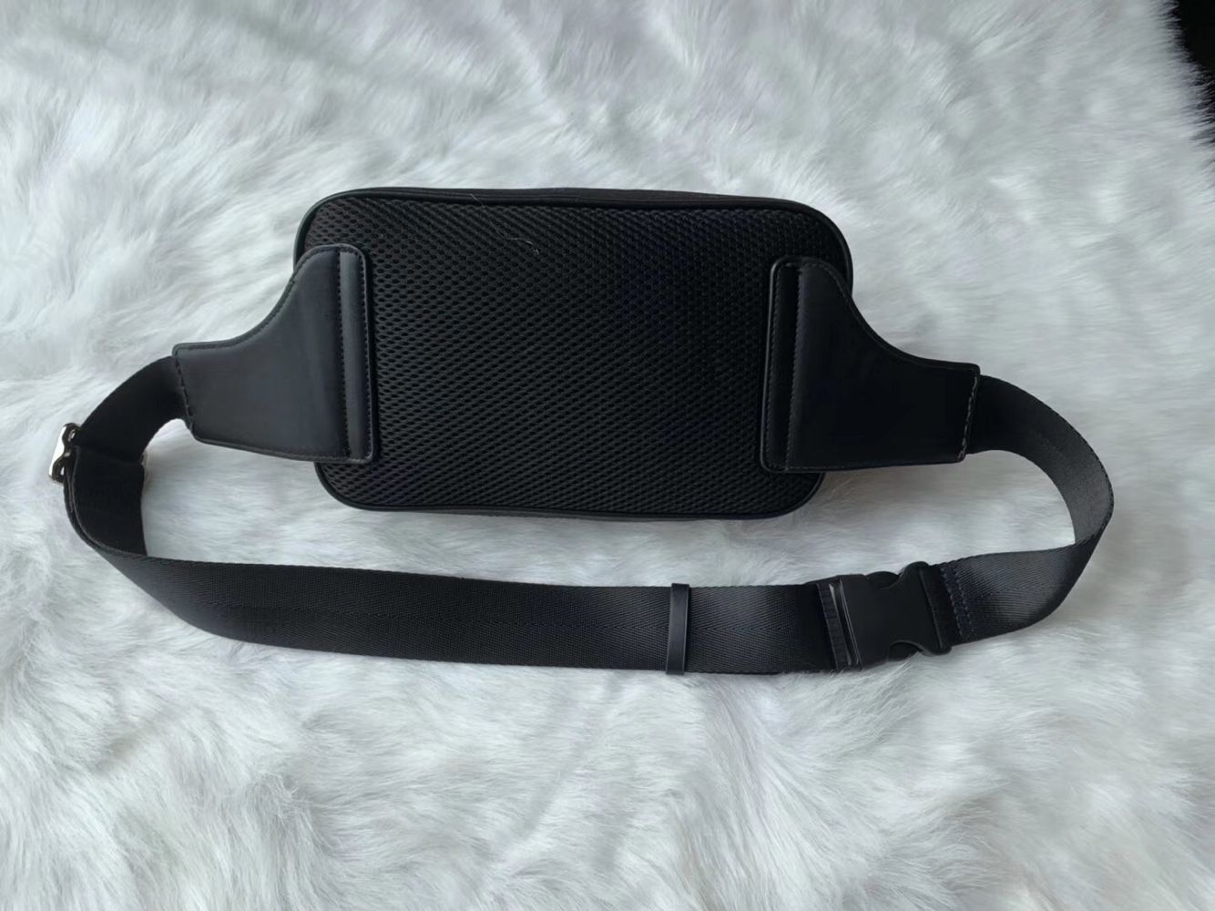 Hot Sale Waist Bags Men Women Leather Sport Runner Fanny Pack Belly Waist Bum Bag Fitness Running Belt Jogging Pouch Back Grid Bags Waist 88, Multi(
Hot Sale Waist Bags Men Women Leather Sport Runner Fanny Pack Belly Waist Bum Bag Fitness Running Belt Jogging Pouch Back Grid Bags Waist 88, Multi(