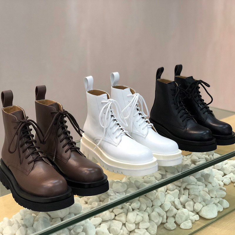 Designer booties BOOTS IN STORM CUIR martin boot fashion brand women boots lace up booties high quality luxury winter boots, Black
Designer booties BOOTS IN STORM CUIR martin boot fashion brand women boots lace up booties high quality luxury winter boots, Black