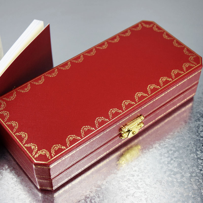2 styles High Quality Office School Stationery Top Grade Red and Golden Trim Lockable Luxury Gift Pen Box with The Warranty Manual
2 styles High Quality Office School Stationery Top Grade Red and Golden Trim Lockable Luxury Gift Pen Box with The Warranty Manual