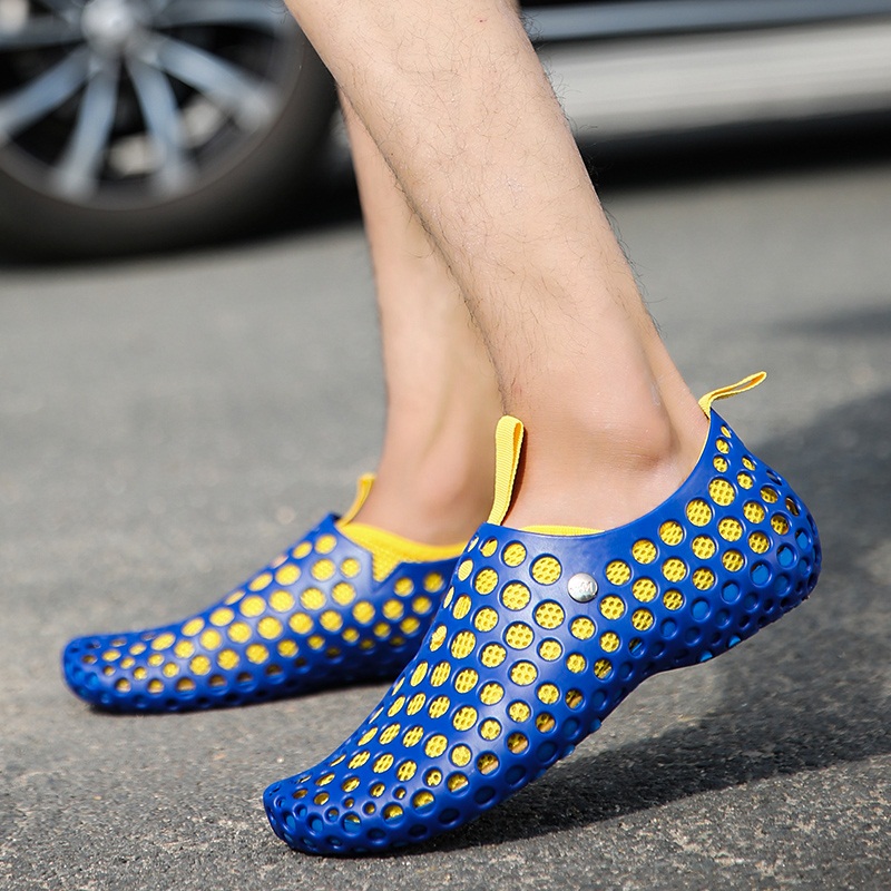 Hot Sale-Men's Hole Shoes Men's Beach Shoes Women's Casual Baotou Sandals Summer Sandals Korean Couples Tide 2026