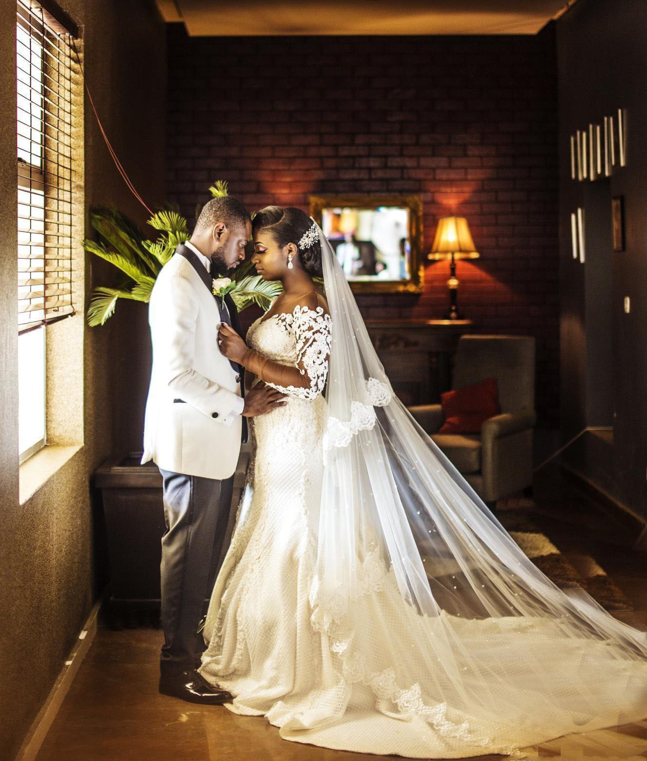 African Black Girl Lace Wedding Dresses 2020 Mermaid Long Sleeves Garden Country Bride Bridal Gowns Custom Made Plus Size