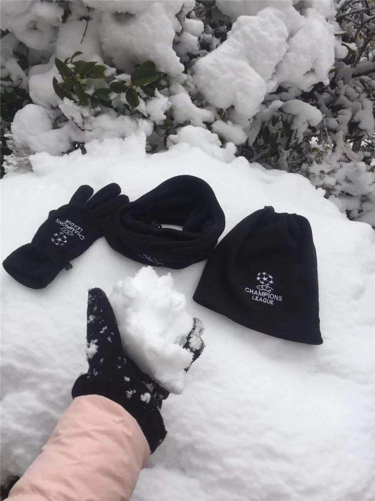 3pcs sets Winter Windproof Football soccer training outdoor sports multifunctional neck collar Circle soccer scarf gloves Wind Caps