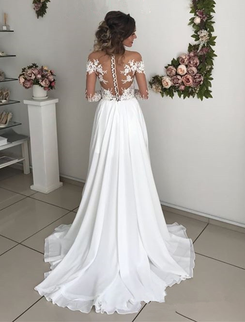 2019 Lace Chiffon Beach Bridal Gowns With Slit Glamorous illusion Long Sleeve Flowy Skirt Summer Holiday Country Wedding Dresses