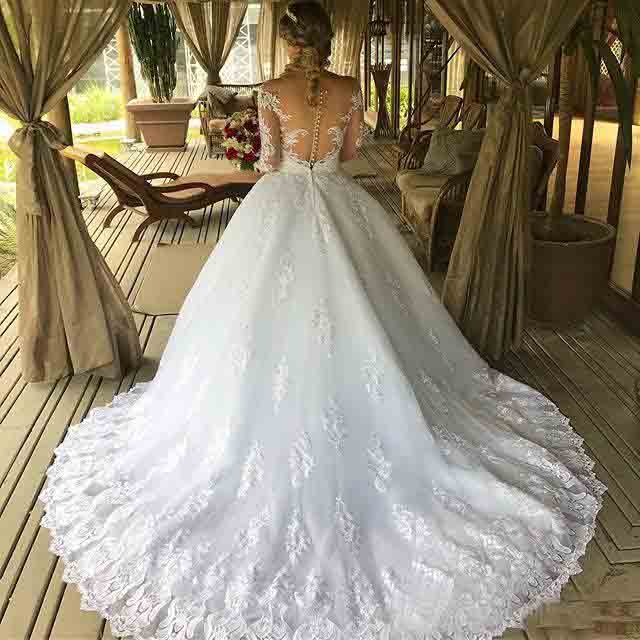 Vintage Lace Wedding Dresses High Quality A Line Long Sleeve Covered Button Bride Bridal Gowns Plus Size Custom Made