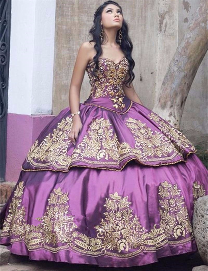 Ball Stunning Beaded Gown Quinceanera Dresses Sweetheart Neck Appliqued Sweet 16 Dress Floor Length Crystals Satin Corset Masquerade Gowns s