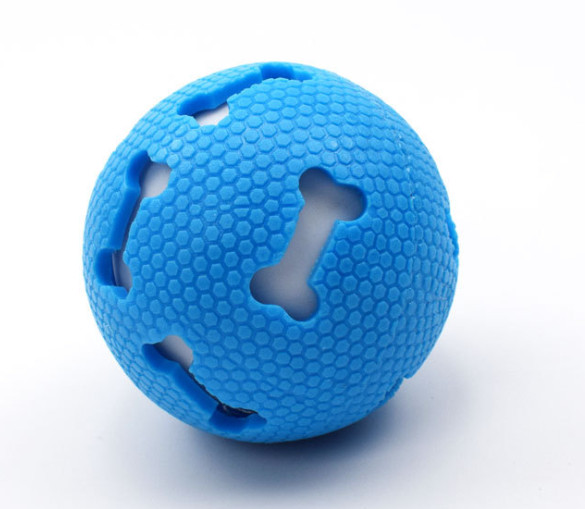 The latest pet toys, hollow bones, 2 styles, luminous vocal ball, 7.5cm dog and cat bite-resistant natural rubber toy