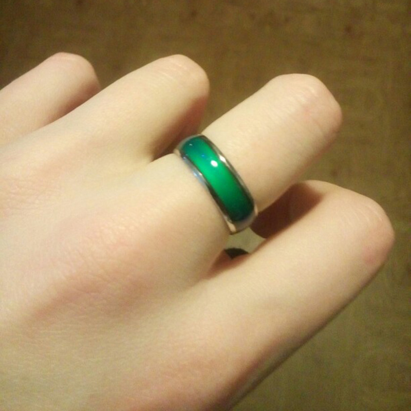 Temperature Revealing Mood Rings for Women Showcase Your Inner Feelings with Affordable Style Accessories