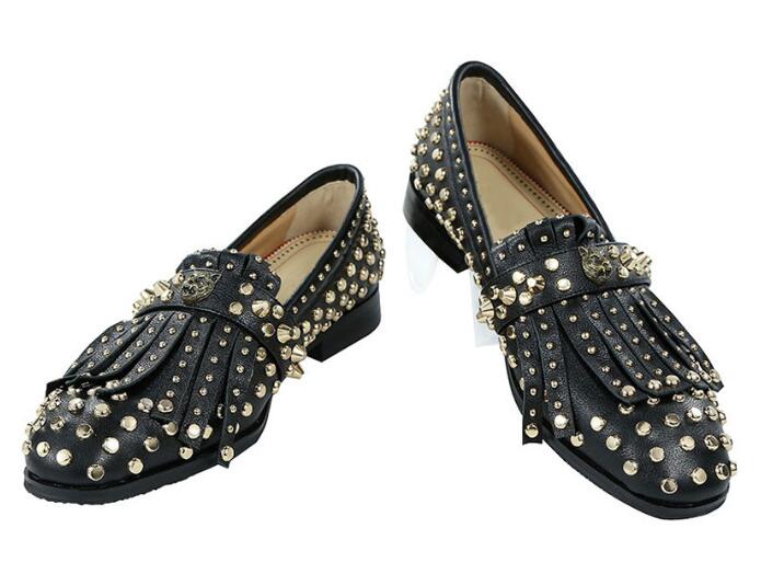 Chic Fringed Tassel Loafers Shoes for Men Round Toe Gold Rivets Studded Party Wedding dress Shoes Male Real Leather Slip On Men Shoes, Black
Chic Fringed Tassel Loafers Shoes for Men Round Toe Gold Rivets Studded Party Wedding dress Shoes Male Real Leather Slip On Men Shoes, Black