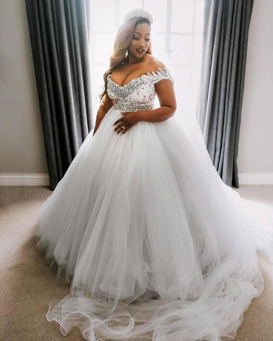 Plus Size Wedding Dresses Bridal Gowns African Off The Shoulder Beaded Empire Pregant Boho Country Wedding Dress 2020 Cheap robes de mariée