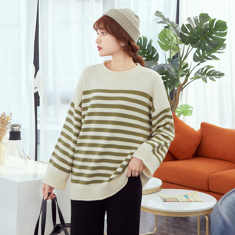 DMLFZMY Striped long-sleeved needle sweater women's Korean version of the autumn 2019 new loose lanlan round neck shirt, Black
DMLFZMY Striped long-sleeved needle sweater women's Korean version of the autumn 2019 new loose lanlan round neck shirt, Black