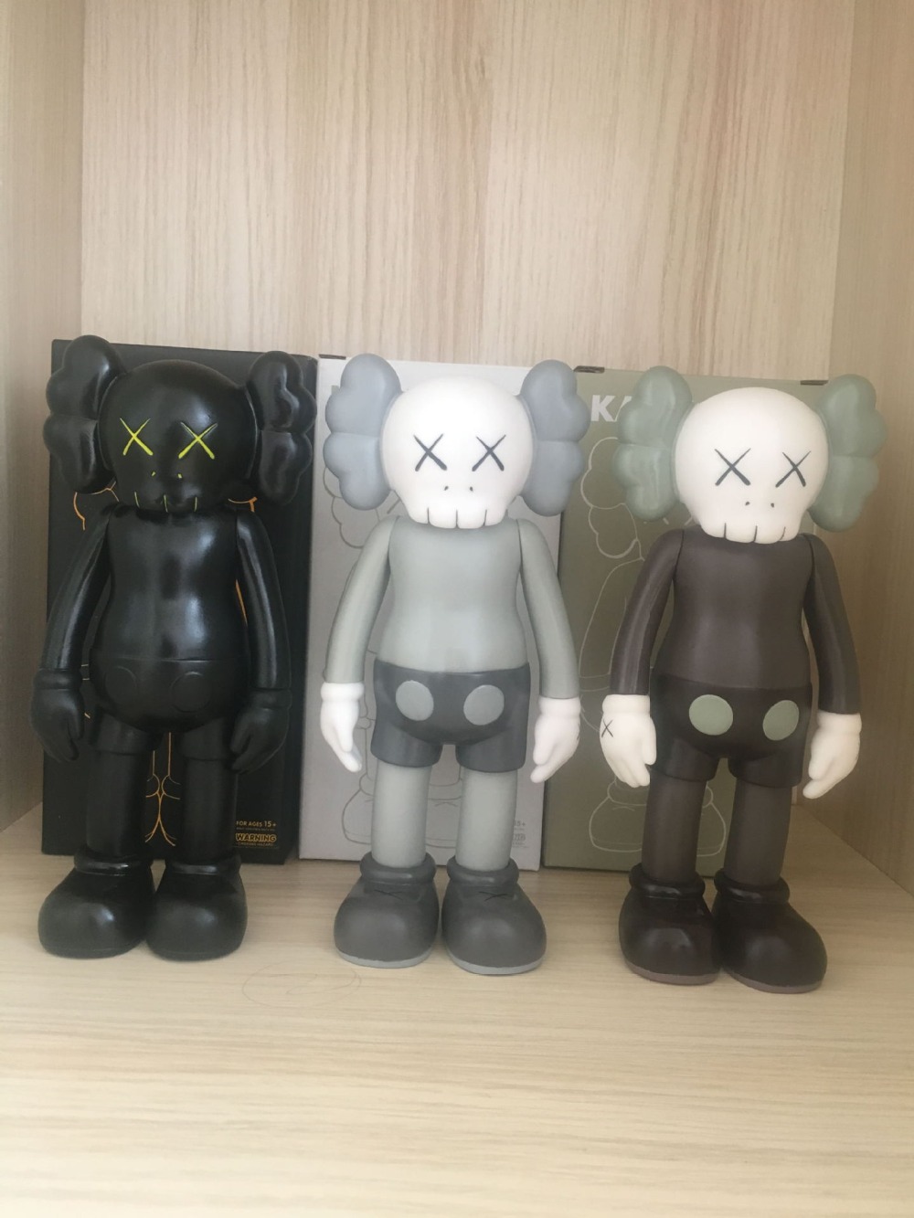 planet doll 8 inch box dolls hand-done decoration christmas gift originalfake BFF Street Art PVC Action with original box
planet doll 8 inch box dolls hand-done decoration christmas gift originalfake BFF Street Art PVC Action with original box