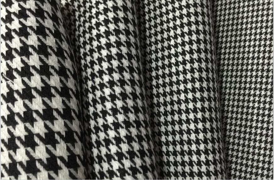 Wool Plaid Men Tuxedos Groom Wedding Suits Two Button Slim Fit Best Man Wear Peaked Lapel Tailored Blazer Suit Only One Jacket
