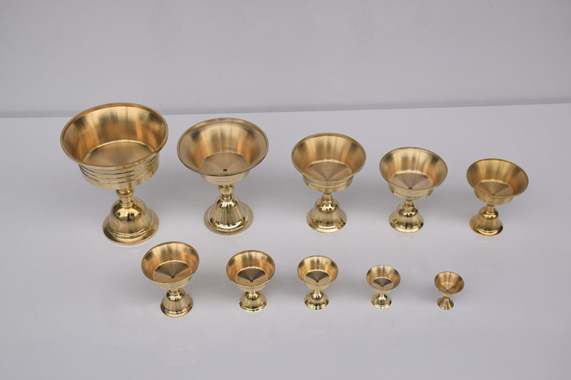 Retro Candle Holder Candelabrum Candlestick Golden Party Beautiful Copper Alloy Collectable Decor Festival Ornament Wholesale ZC0684 H260310