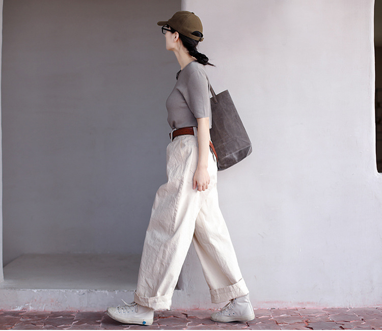 Four Seasons literary Salt White tannin twill cotton high waist straight leg jeans female 6.29.20
Four Seasons literary Salt White tannin twill cotton high waist straight leg jeans female 6.29.20