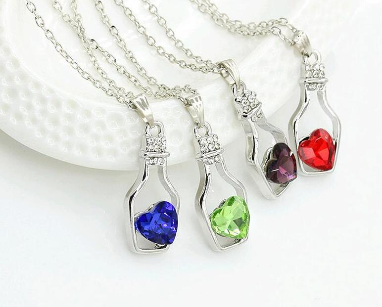 Wishing Bottle Jewelry Heart Pendant Necklaces Fashion Crystal Sparkle Stone Sautoir for girls Sale GD8