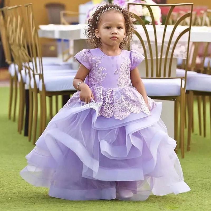 Lavender Flowers Girls Dresses Cap Sleeve Lace Ruffles Tiered Skirts Bow Princess Pageant Gowns For Wedding Prom Party Communion Dress