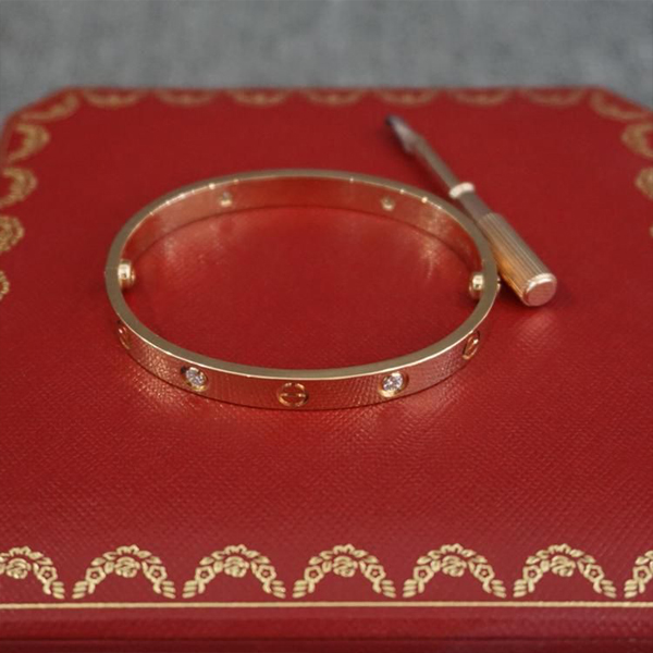 Fashion designer jewelry Rose gold 316L stainless steel screw bangle bracelet with screwdriver and original box men and women love, Golden;silver
Fashion designer jewelry Rose gold 316L stainless steel screw bangle bracelet with screwdriver and original box men and women love, Golden;silver