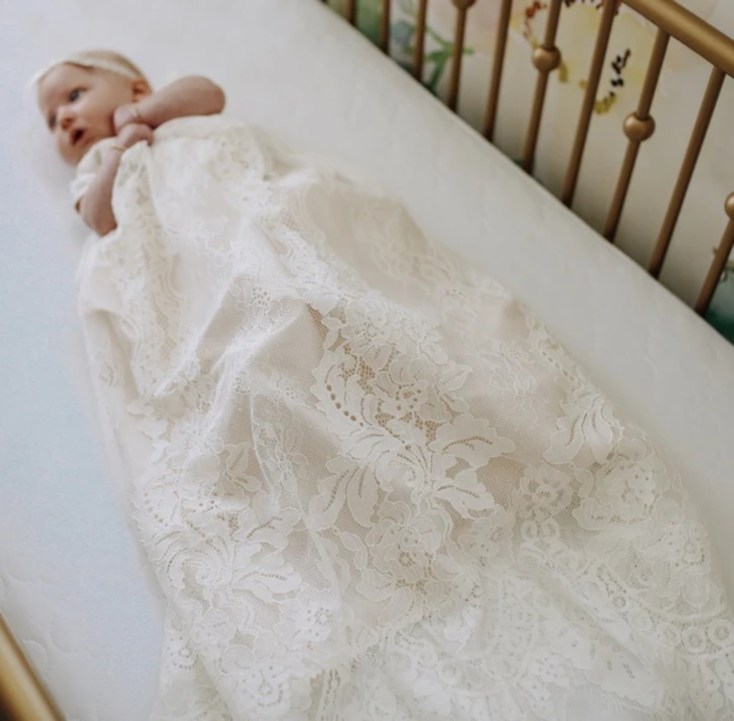 2020 Christening Gowns for Newborns Boys Jewel Neck Short Sleeves A Line First Communion Dresses Full Lace