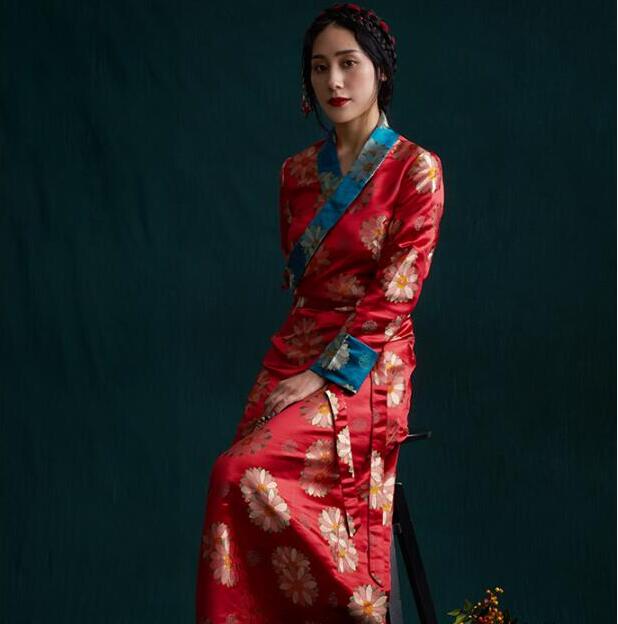 South Asia Nepal Tibet Himalayan Areas Travel costume Woman lady girl clothing oriental Chinese moden Long Robe tibetan dress
South Asia Nepal Tibet Himalayan Areas Travel costume Woman lady girl clothing oriental Chinese moden Long Robe tibetan dress