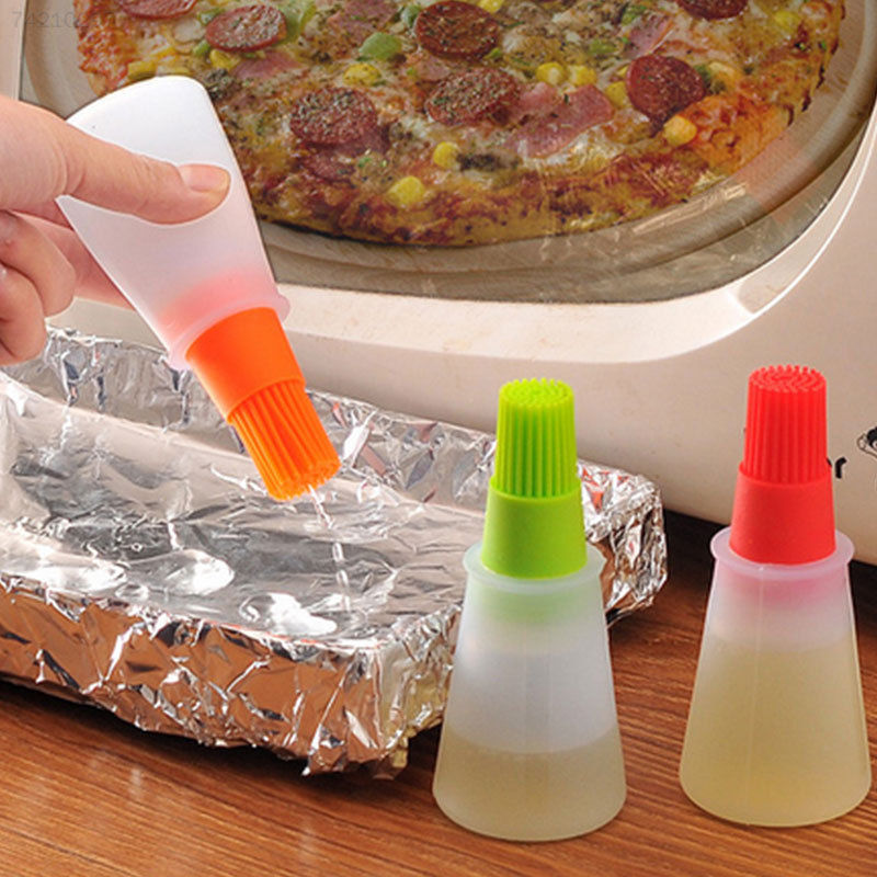 New Oil Brush Oil Storage Bottles Silicone Bottle Brush for Barbecue Cooking Baking Pancake BBQ Tools Kitchen Accessories, Red
New Oil Brush Oil Storage Bottles Silicone Bottle Brush for Barbecue Cooking Baking Pancake BBQ Tools Kitchen Accessories, Red