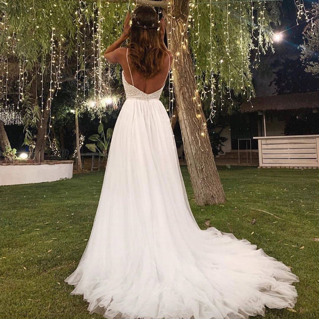 A Cheap E Lace Backless Wedding Dresses Spaghetti Straps Beaded Bridal Gowns Tulle Sweep Train Robe De Mari E