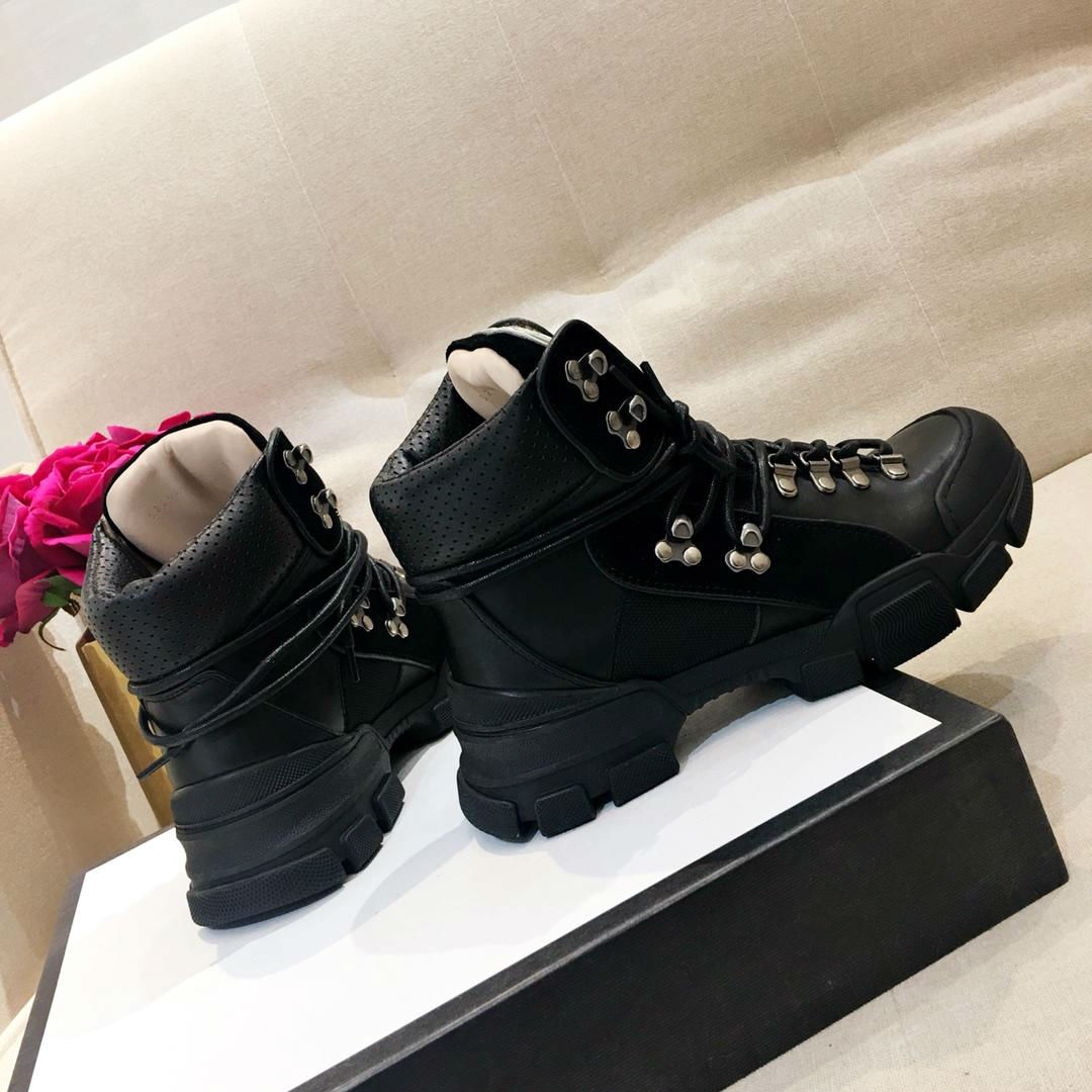Hot Sale-2018 Flashtrek sneaker women's brown leather sneakers luxury Rubber logo designer sneaker boots technical canvas women hiking shoes, Season 5 white leather
Hot Sale-2018 Flashtrek sneaker women's brown leather sneakers luxury Rubber logo designer sneaker boots technical canvas women hiking shoes, Season 5 white leather