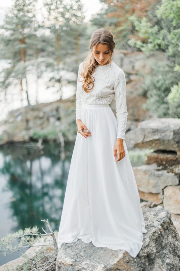 2020 Modest West Country Wedding Dresses A Line Jewel Neck Long Sleeve Bohemian Wedding Dress Custom Made Elegant Vestidos De Novia