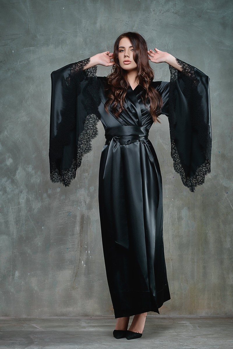 Black Women Night Robe Bathrobe Wedding Bride Bridesmaid Robes Silk Satin Lace Sleepwear Pyjamas Long Lingeries Bridal Party Shower Robe