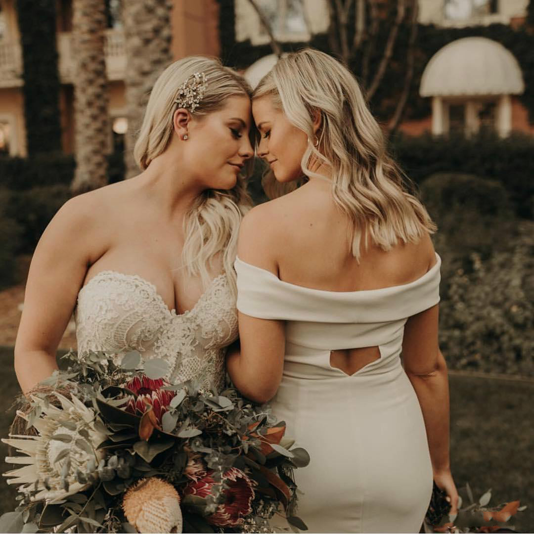 country champagne mermaid bridesmaids dresses Off Shoulder Pleated Maid of Honor Dress New Design Keyhole Back Formal Prom Gown 2019 Long