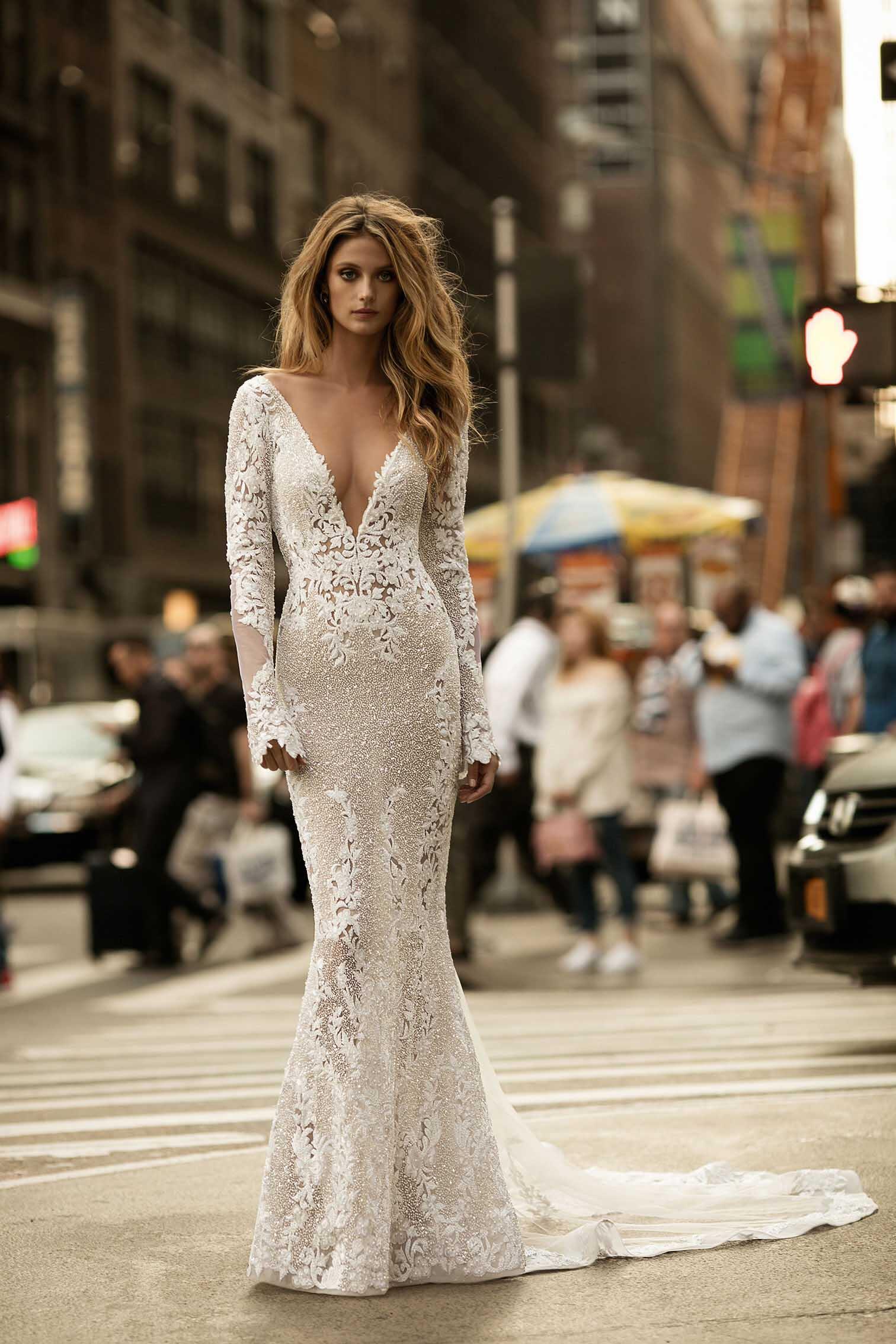 betra luxury mermaid wedding dresses long sleeve lace appliques beadings backless bling bling bridal gowns chapel robe de marie