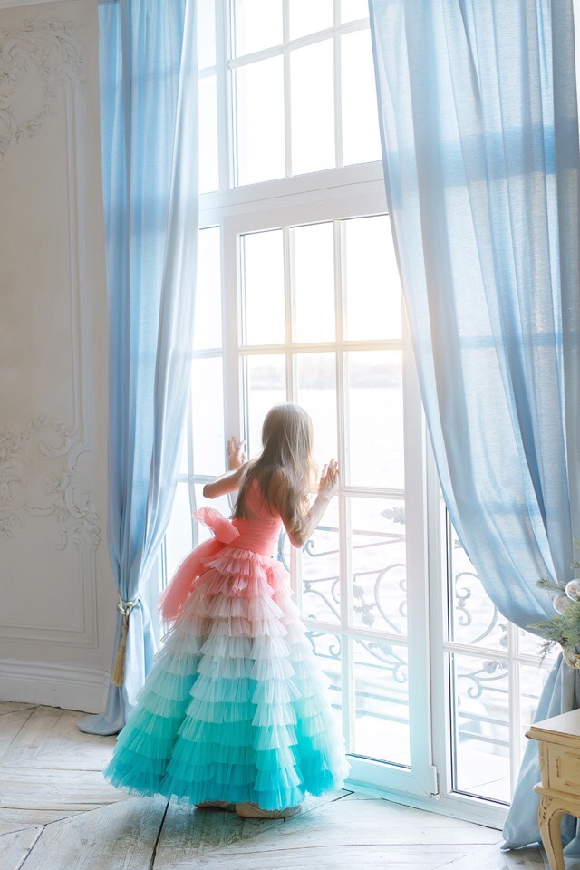Colorful Flower Girl Dresses Tulle Tiered Skirts A Line Girls Pageant Dress Custom Made Halter Cute Kids Formal Gown