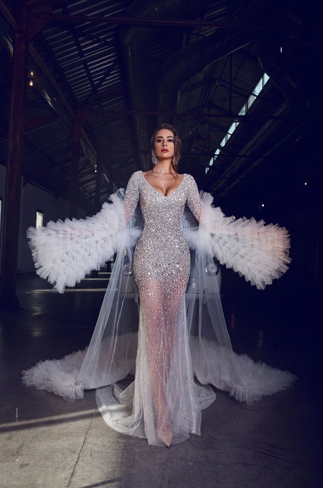 bling bling beach wedding dresses with wraps sexy deep v neck crystal beading long sleeve bridal gowns wedding dress